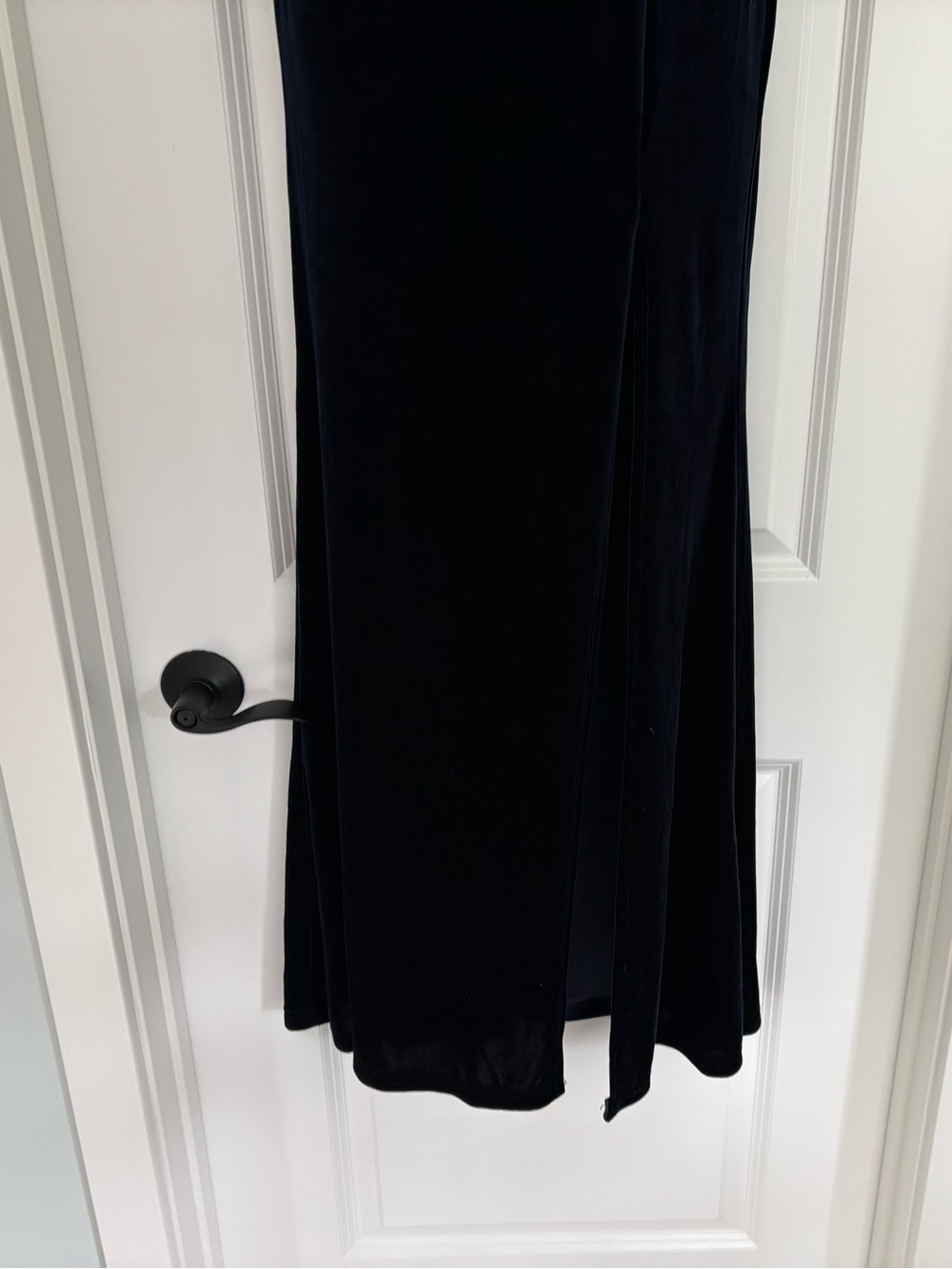 Windsor Velvet Off Shoulder Maxi Gown XS - Picture 6 of 10